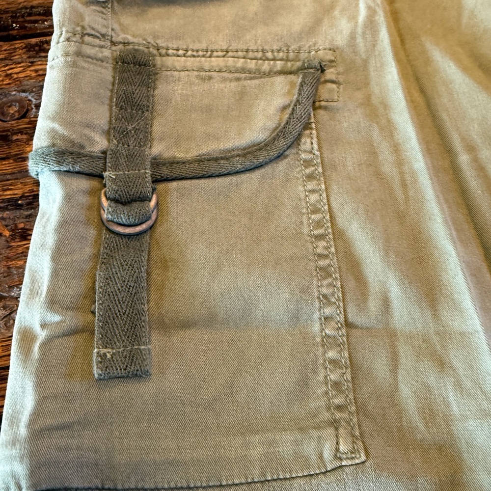 American Eagle AE Green Cargo Wide Leg Pants Stretch 6 - Picture 4 of 16